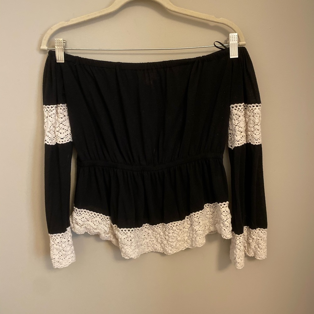 double zero 3/4 sleeve blouse